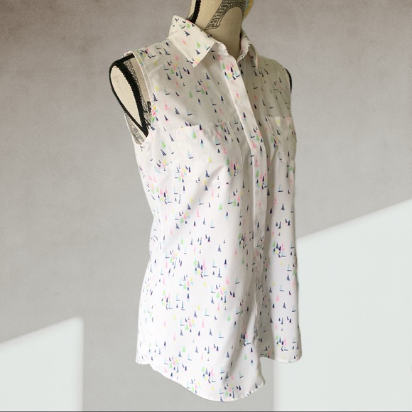 Sailboat sleeveless blouse - Picture 5 of 8